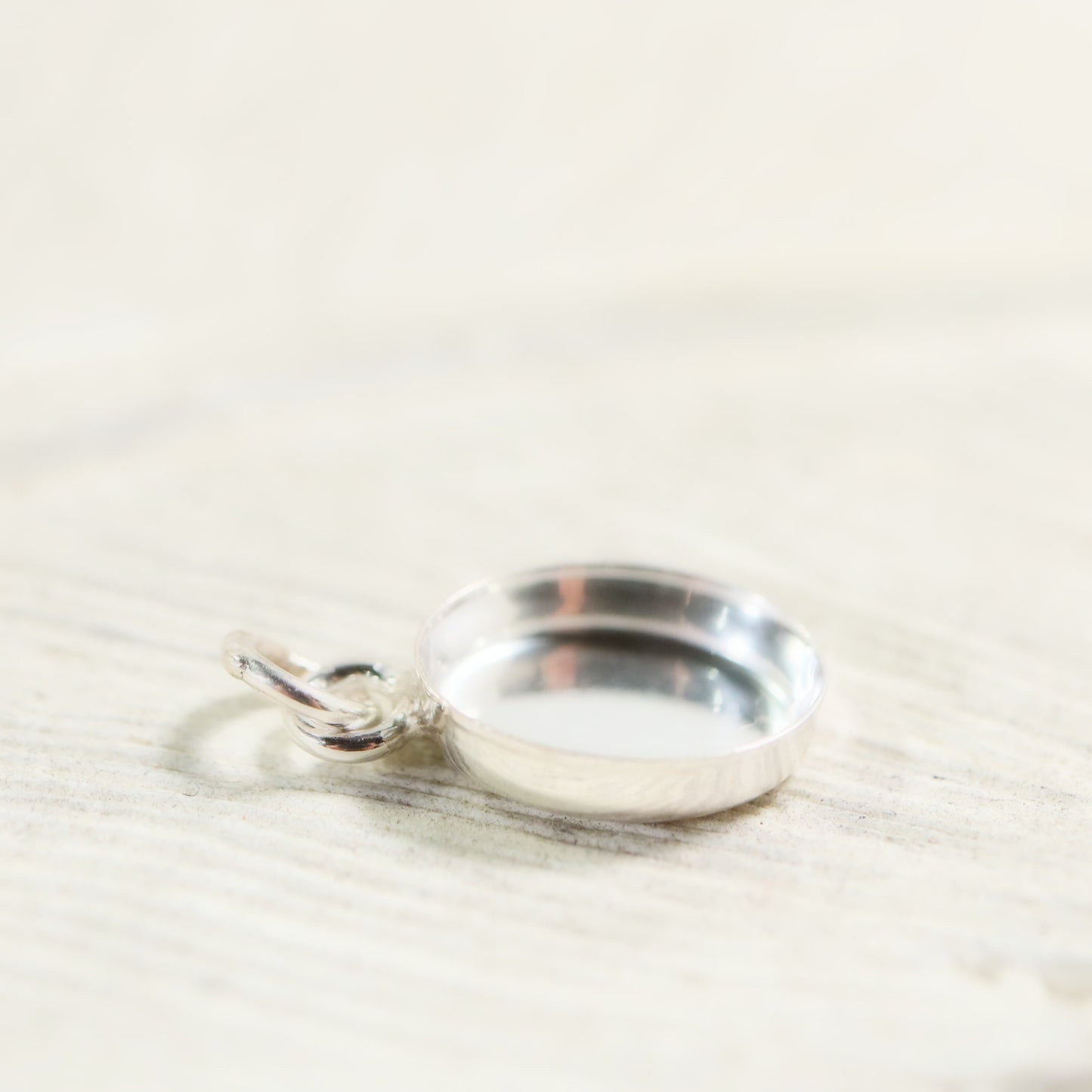 keep sake oval bezel cup setting