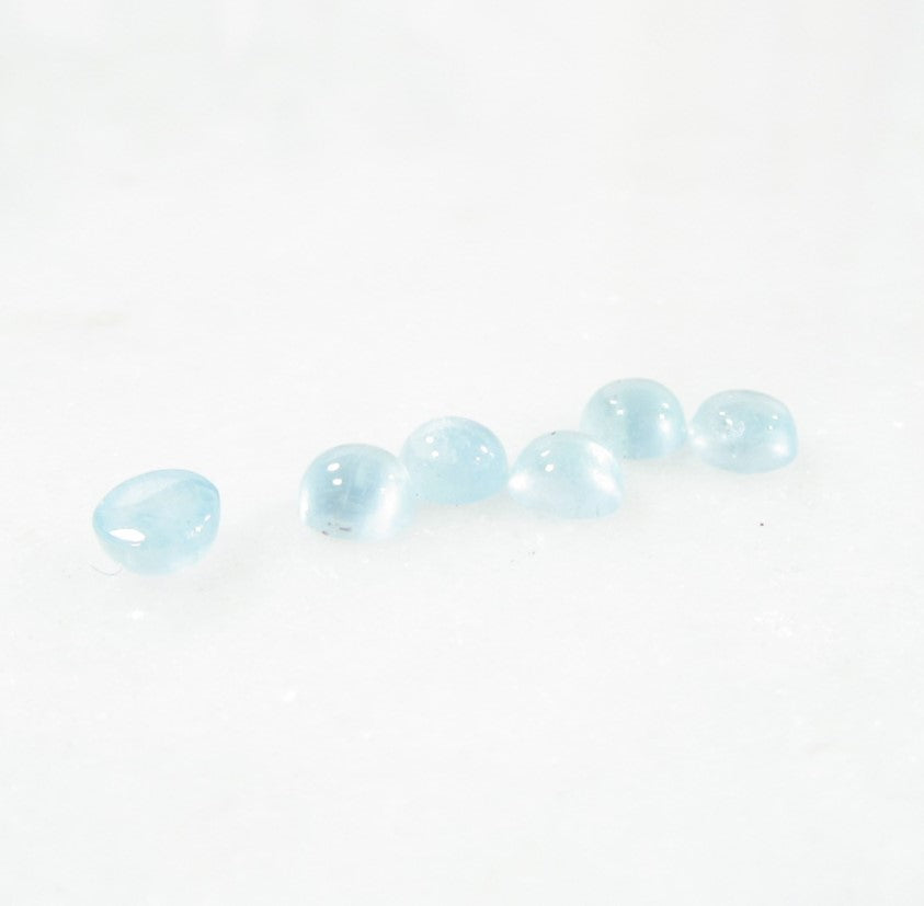 aquamarine round cabochon