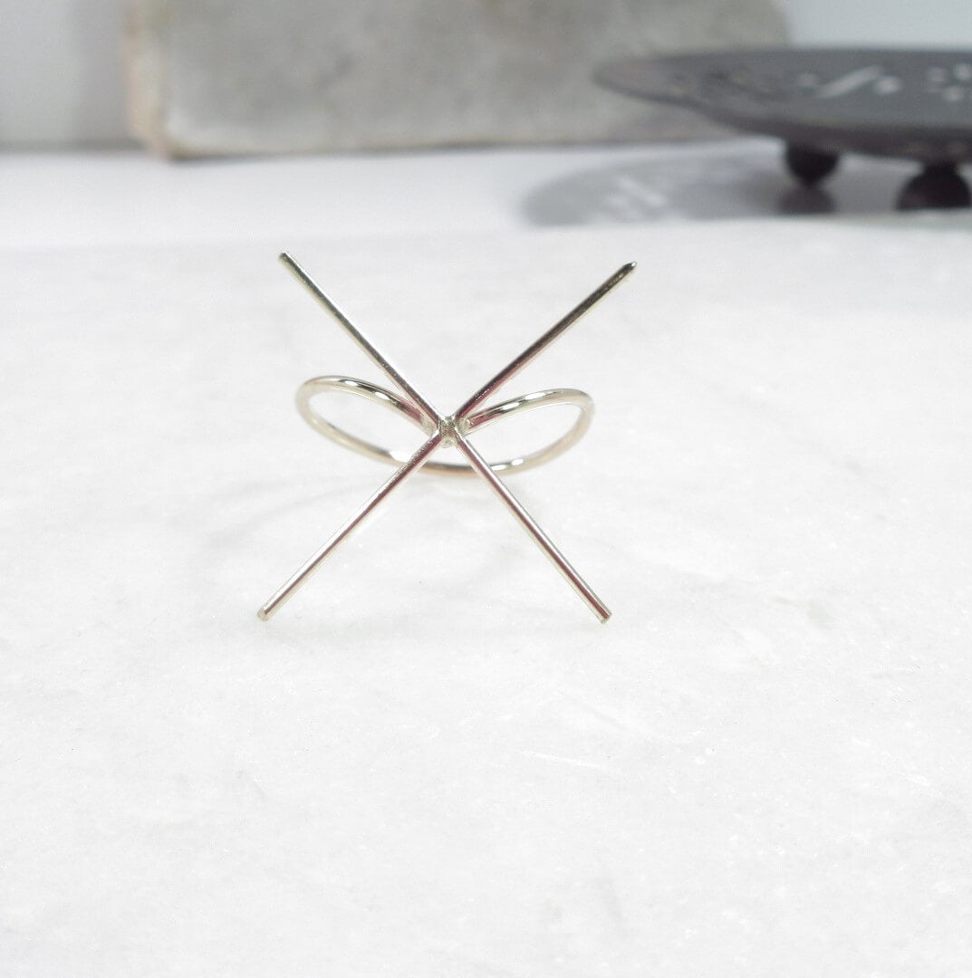 Raw Gemstone Ring - V Plain, 1mm Band, Solid 14k Gold