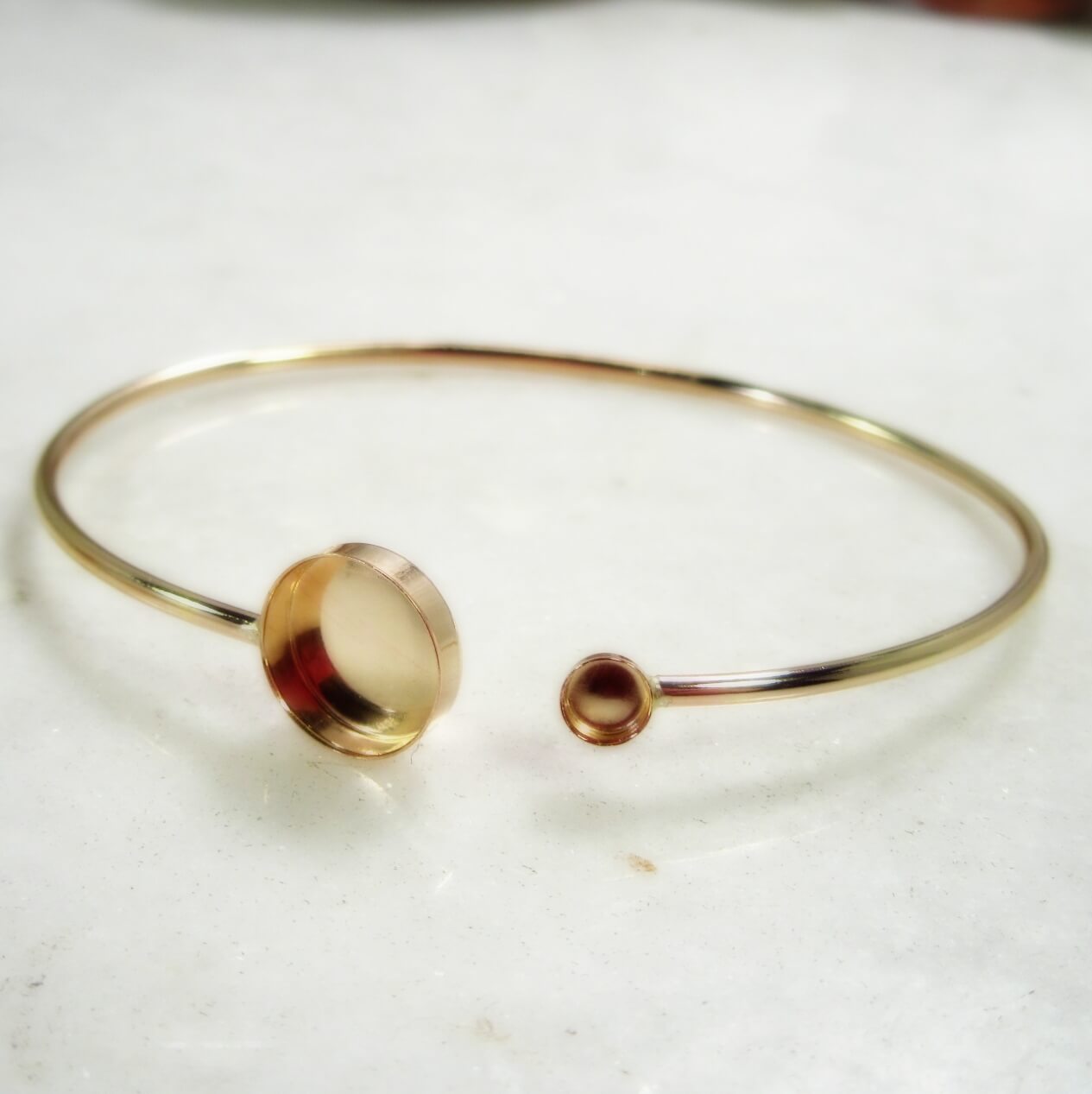 Bezel Cup Bracelet Setting Two Size, Round Double Cup, Solid 14k Gold