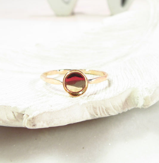 14k yellow gold flattened ring setting