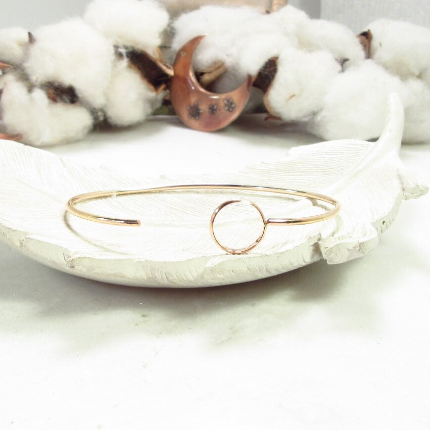 single circle resin bezel setting