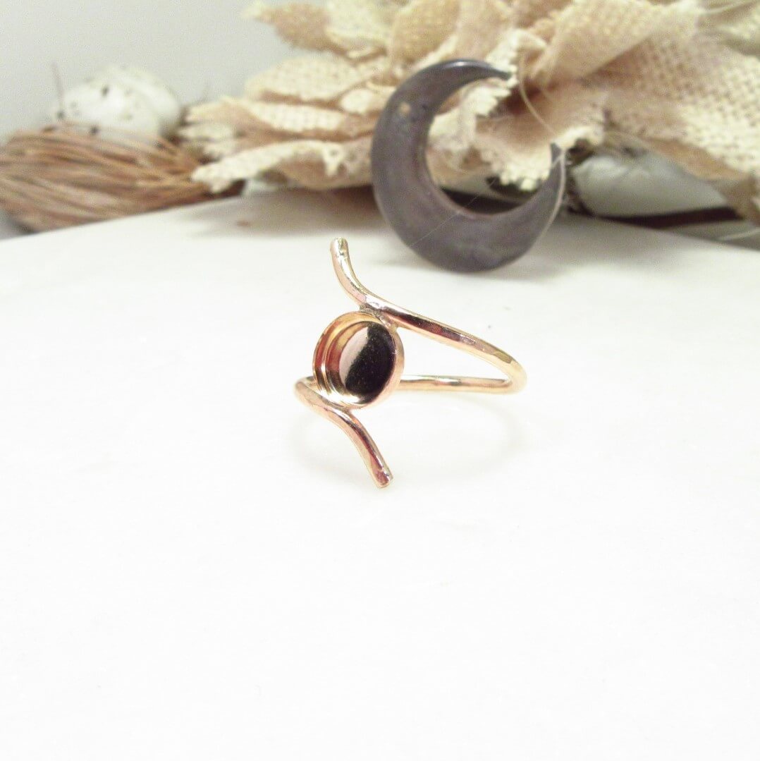 Off Side Bezel cup ring setting side