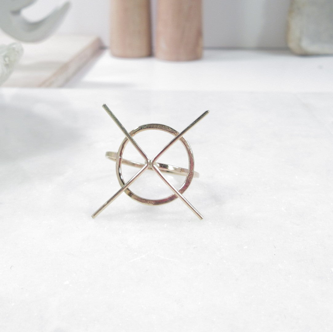 circle larait ring setting raw 
