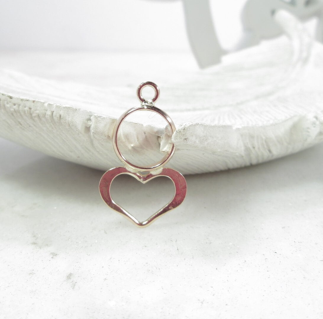 Open Resin Bezel - Heart, 8mm, Single Ring - Choose Your Metal