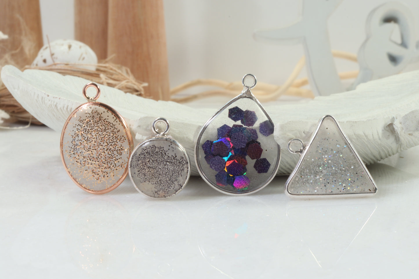 glitter resin jewelry 