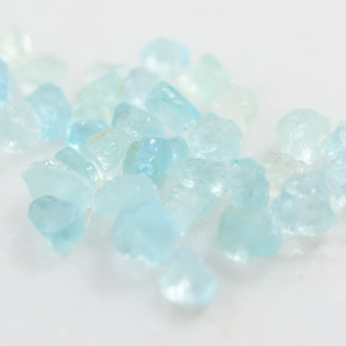 Raw Gemstone Natural 4-6mm Aquamarine