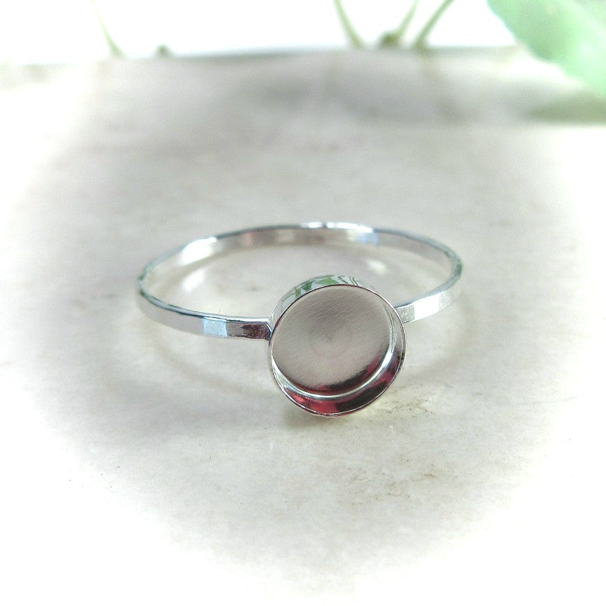 white gold hammered bezel cup ring setting